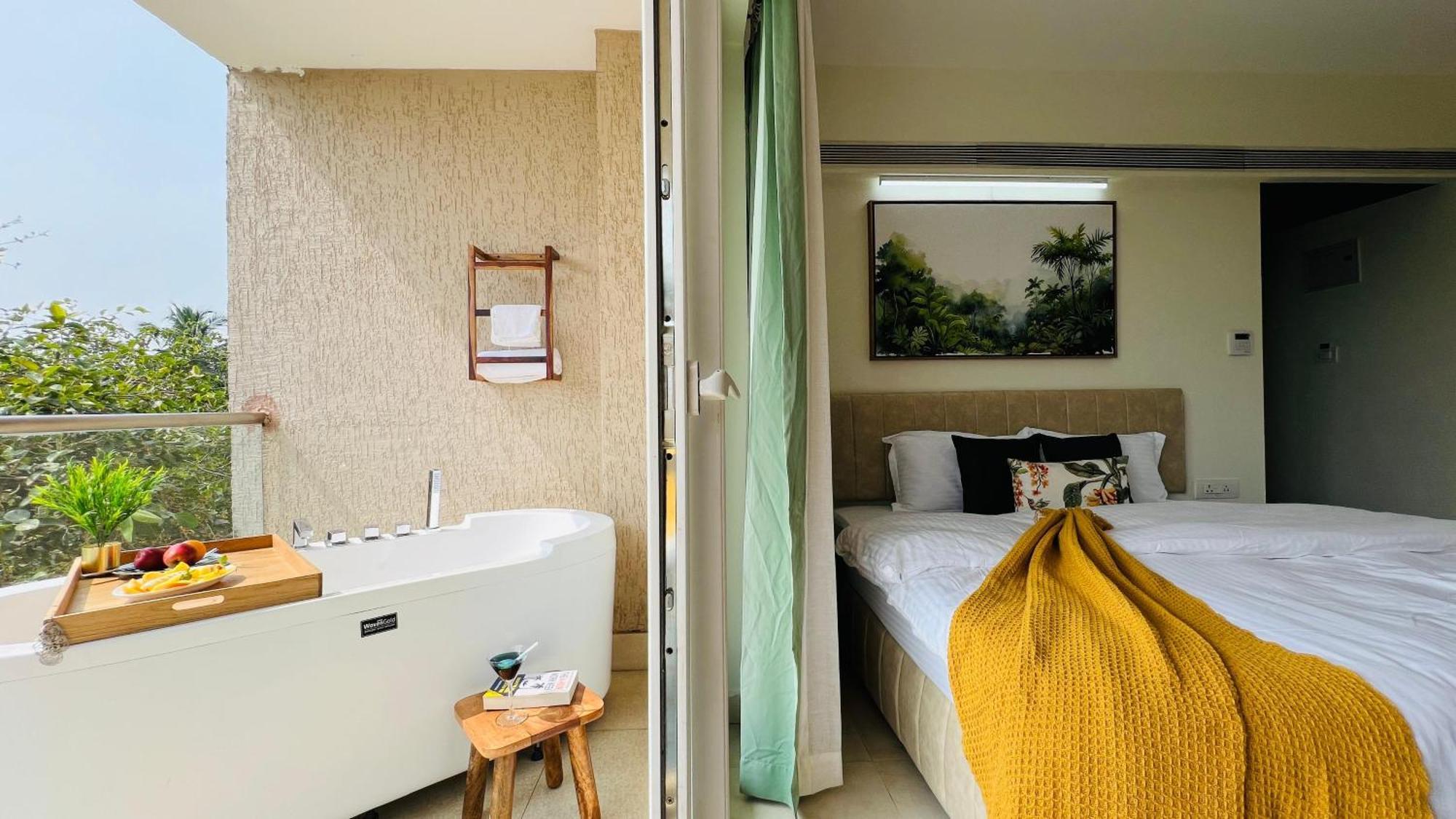 Bluo Amani Vagator - Boutique Hotel Goa 안주나 외부 사진