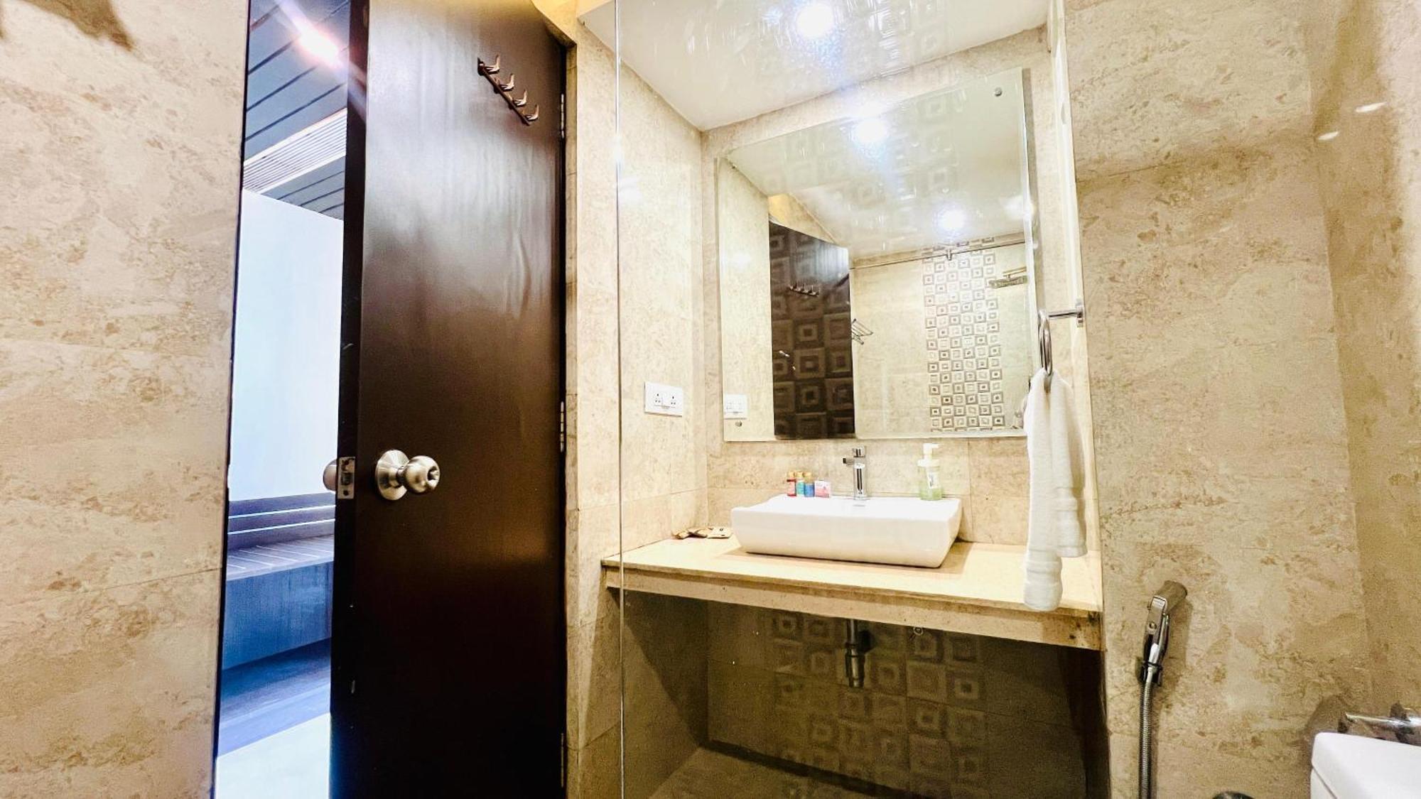 Bluo Amani Vagator - Boutique Hotel Goa 안주나 객실 사진